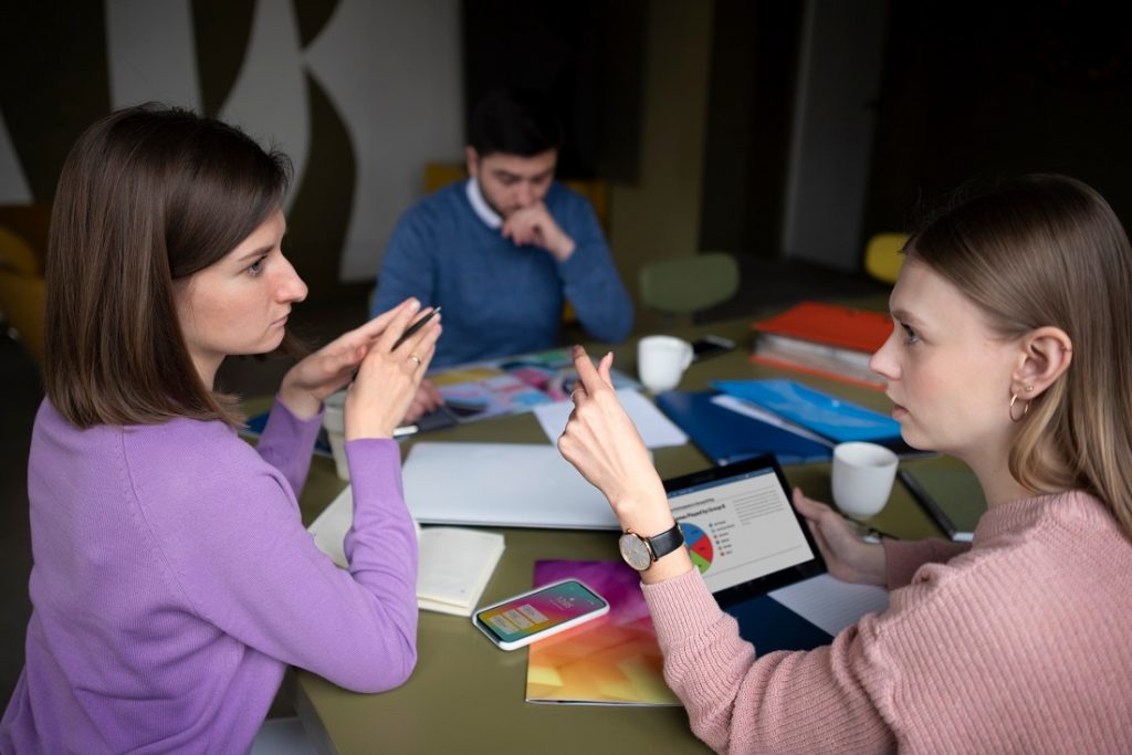 Consejos para fortalecer tu emprendimiento y destacar en el mercado